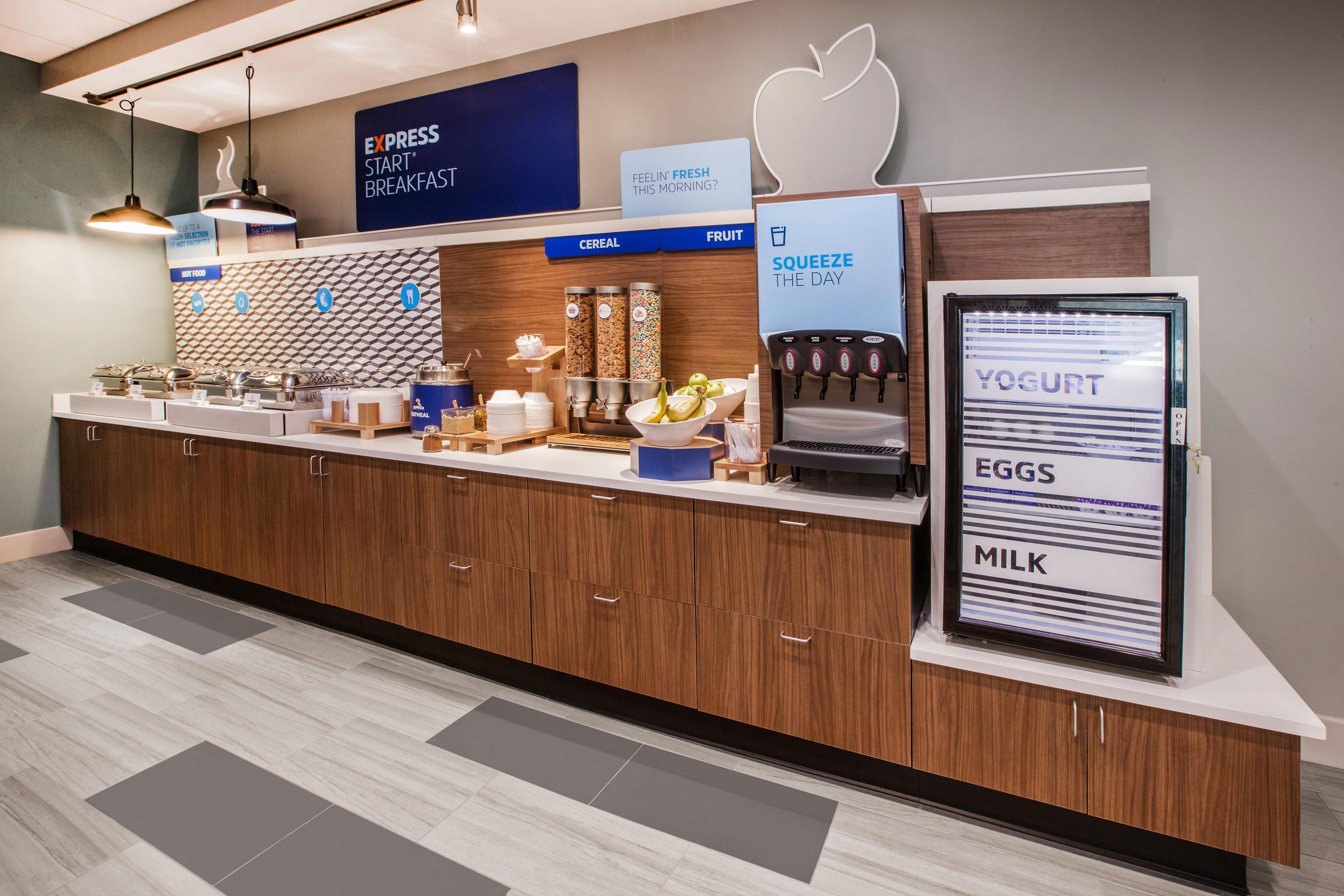 Holiday Inn Express & Suites - Columbus - Worthington By Ihg Экстерьер фото